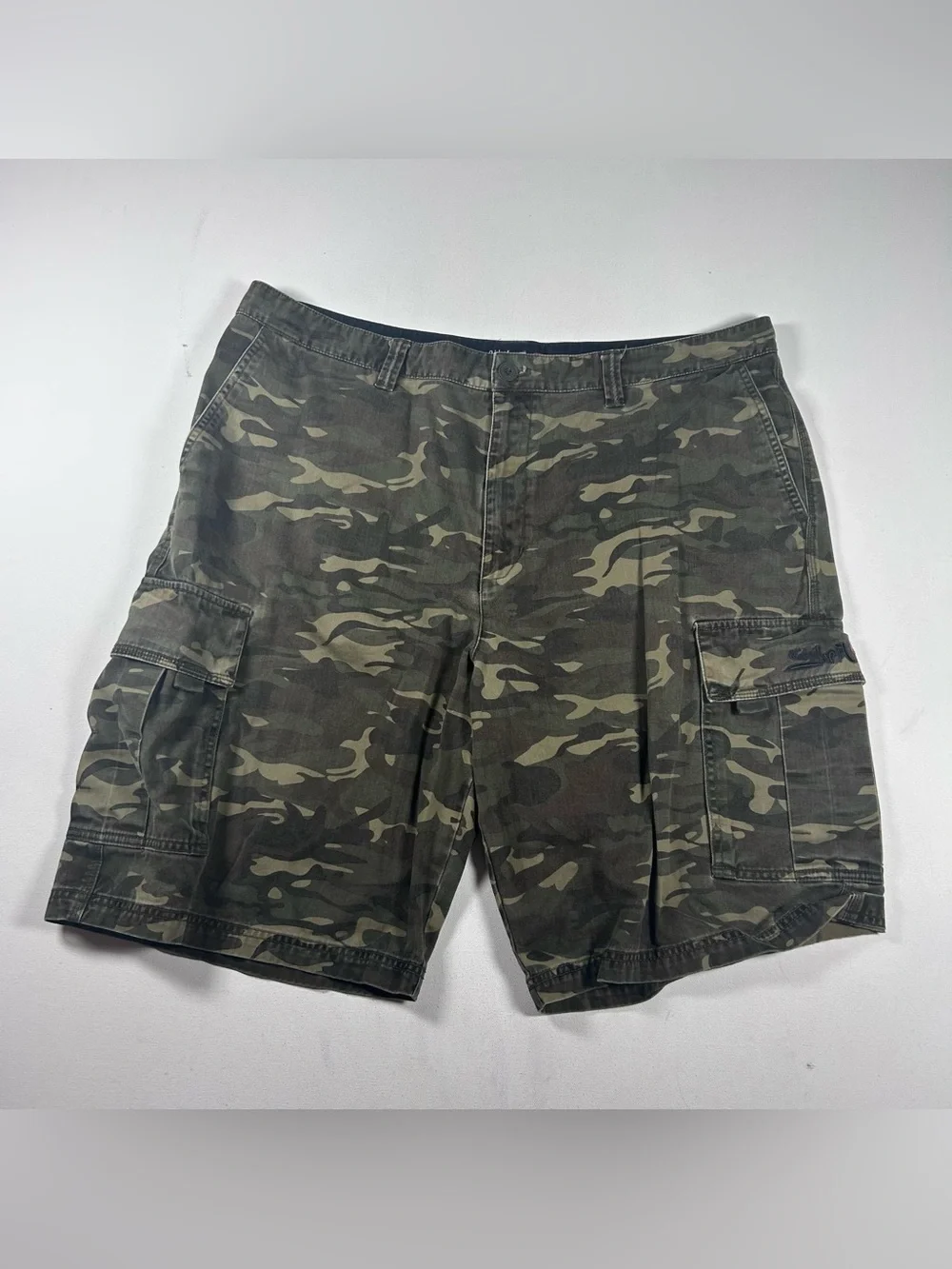 Quiksilver Men's 40 Camo Cargo Shorts Skater Y2K Cargo Pockets Vintage Surf